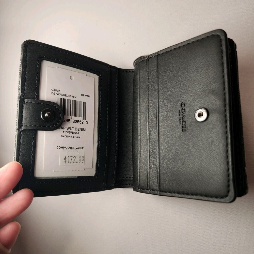 NWT Coach CAP07 Washed Grey Denim Snap Wallet - Picture 2 of 8